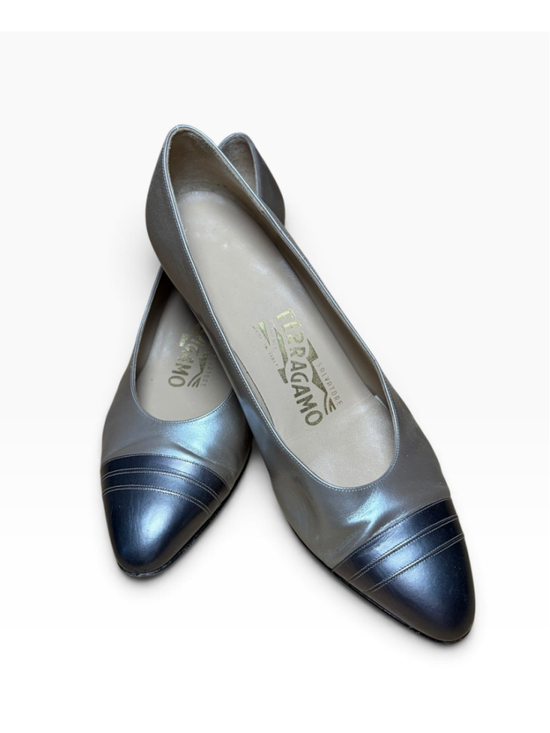 Salvatore Ferragamo Shoes - Women's Salvatore Ferragamo Heels Size 8 Beige and Blue Cap Toe Pumps